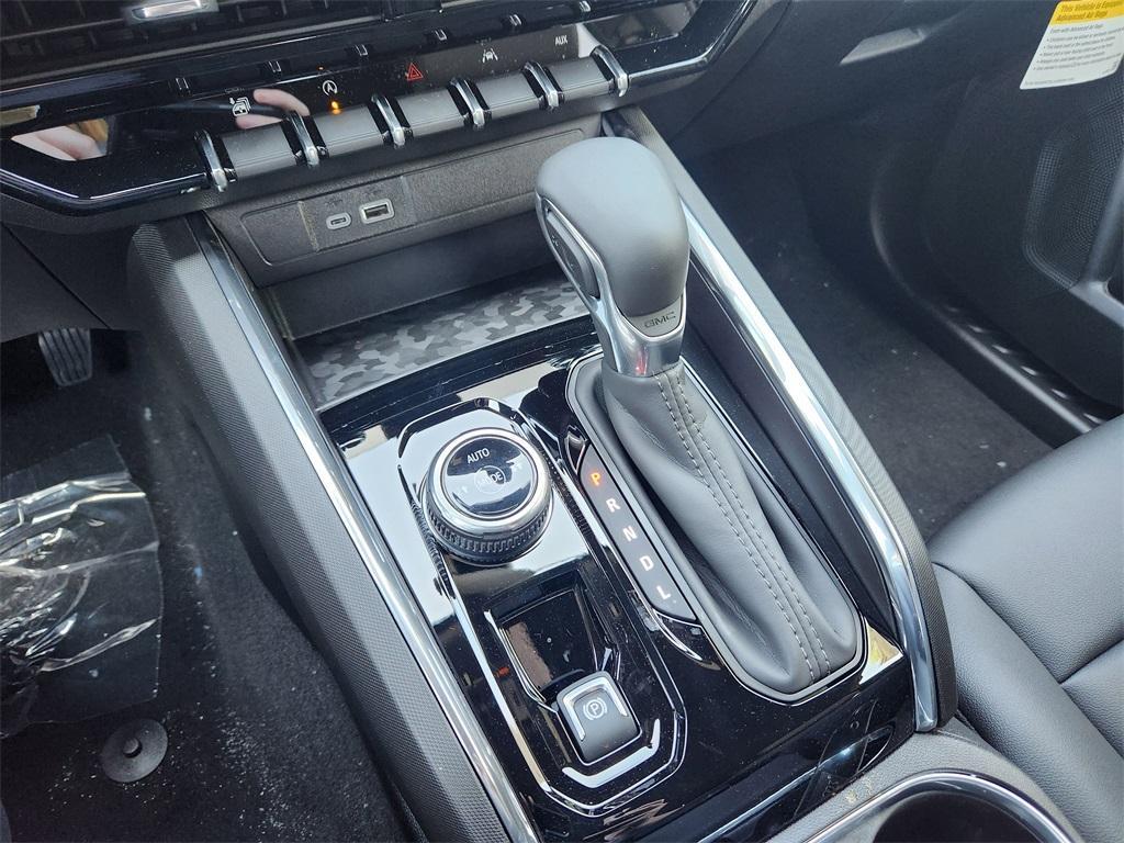new 2025 GMC Canyon car, priced at $47,475