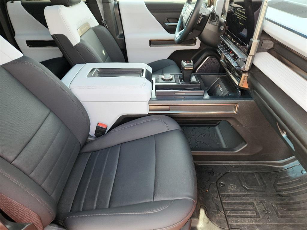 new 2024 GMC HUMMER EV SUV car, priced at $104,910