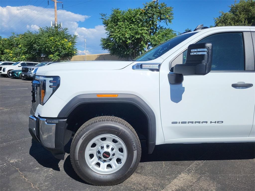 new 2025 GMC Sierra 2500 car, priced at $54,722