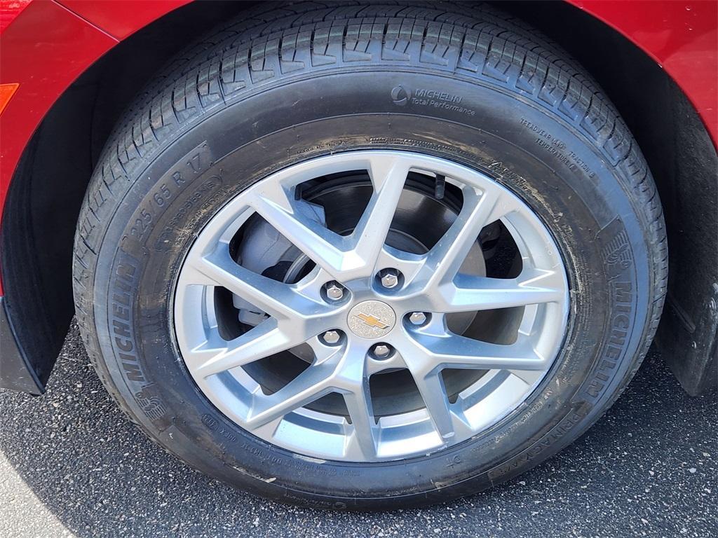 used 2022 Chevrolet Equinox car, priced at $18,164