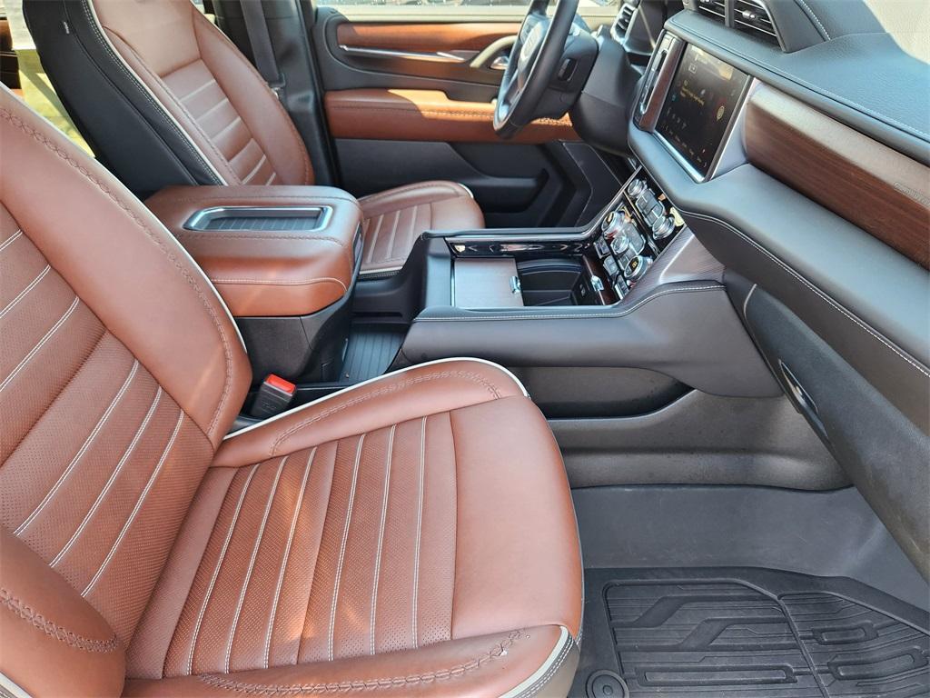 used 2024 GMC Yukon XL car, priced at $86,201