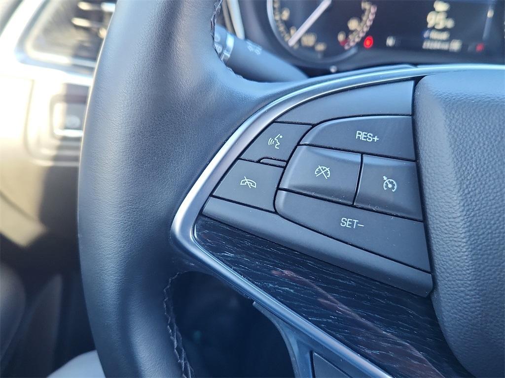 used 2025 Cadillac XT5 car, priced at $42,999