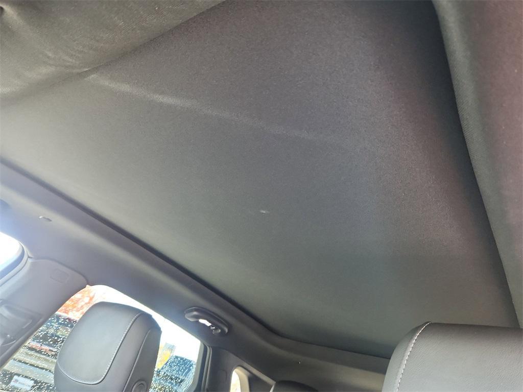 used 2025 Cadillac XT5 car, priced at $42,999