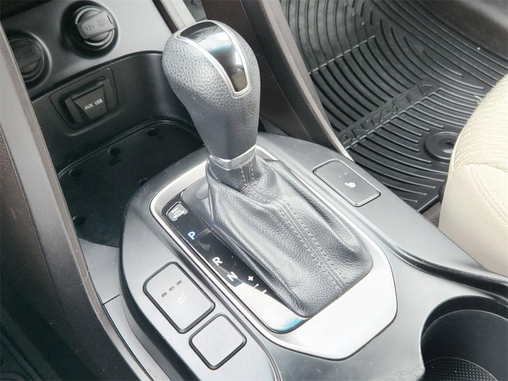 used 2015 Hyundai Santa Fe car, priced at $10,501