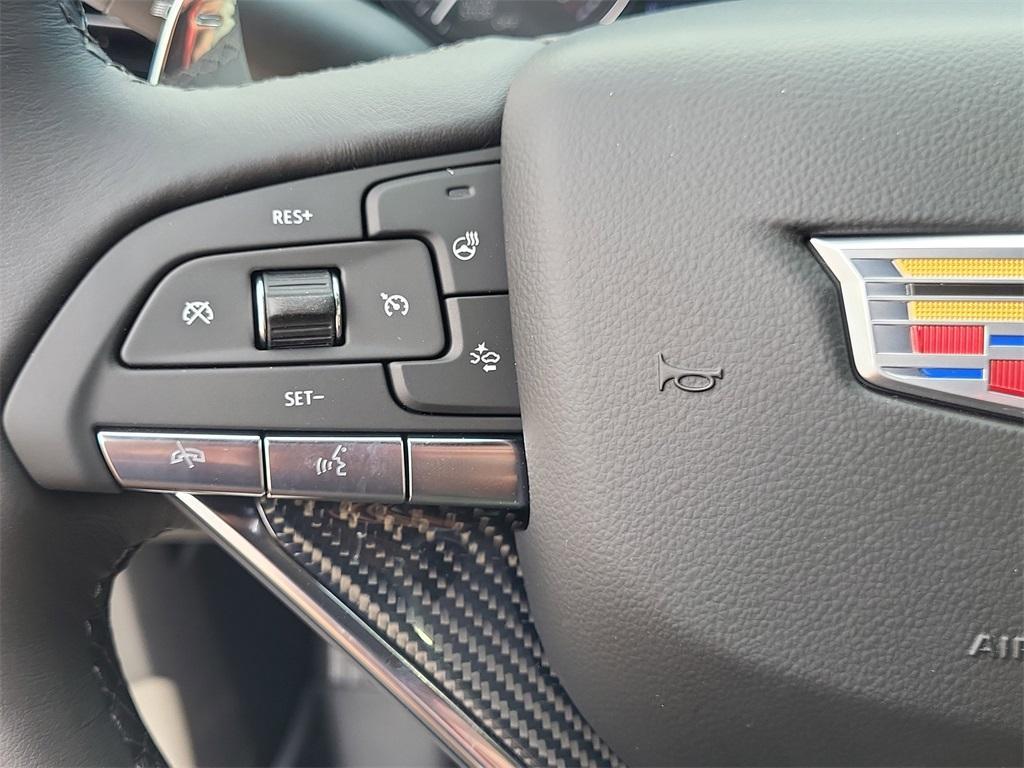 new 2025 Cadillac XT6 car, priced at $67,590
