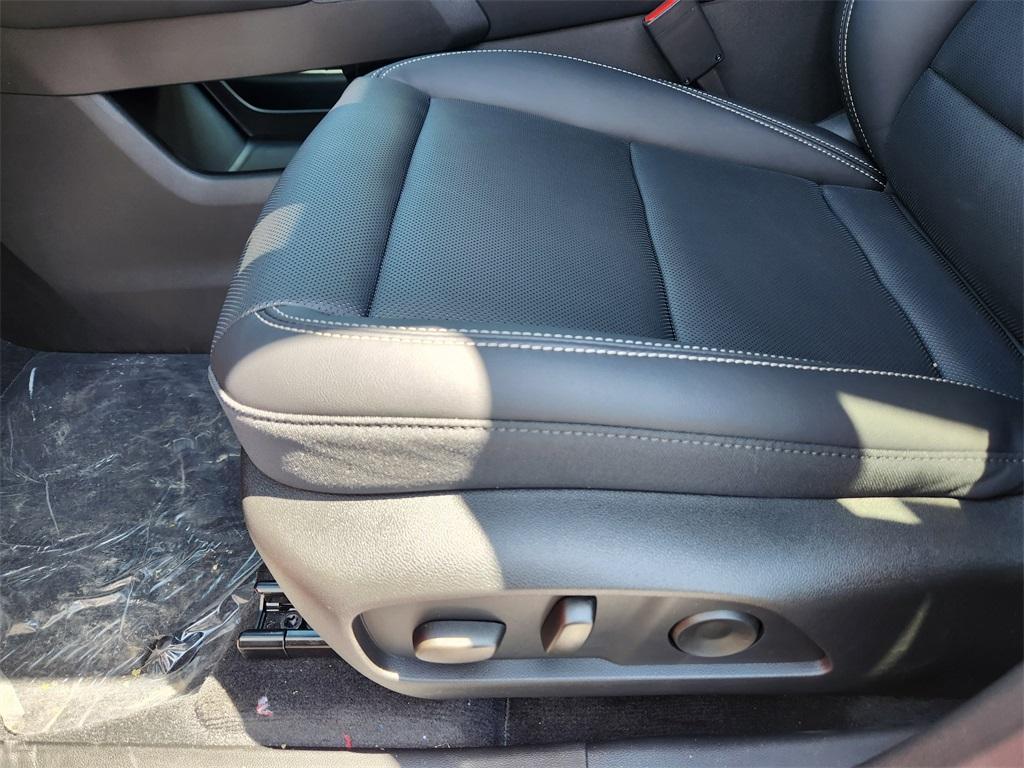 new 2025 GMC Terrain car, priced at $40,565