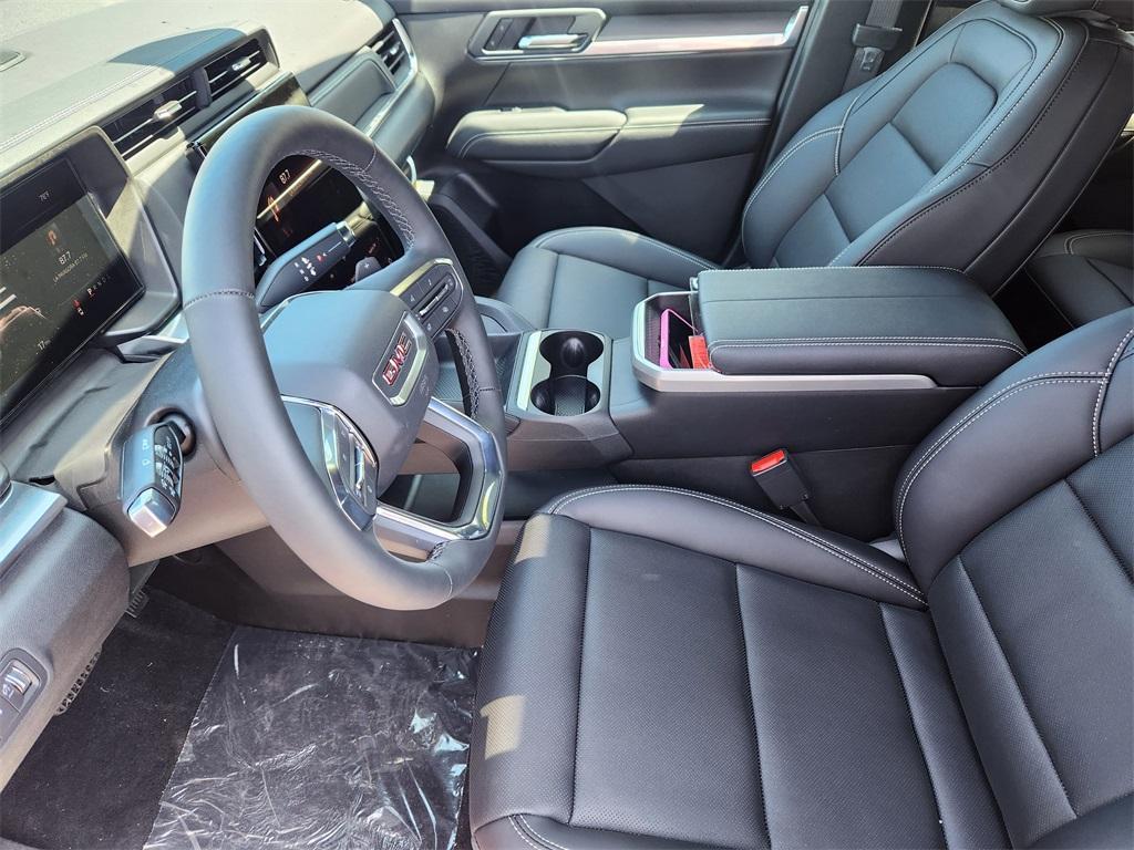 new 2025 GMC Terrain car, priced at $40,565