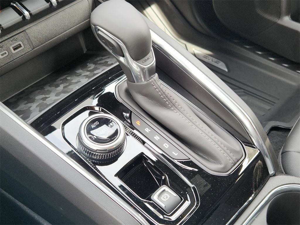 new 2025 GMC Canyon car, priced at $47,870