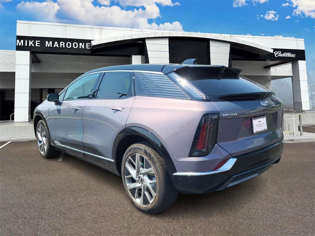 new 2025 Cadillac OPTIQ car, priced at $55,615
