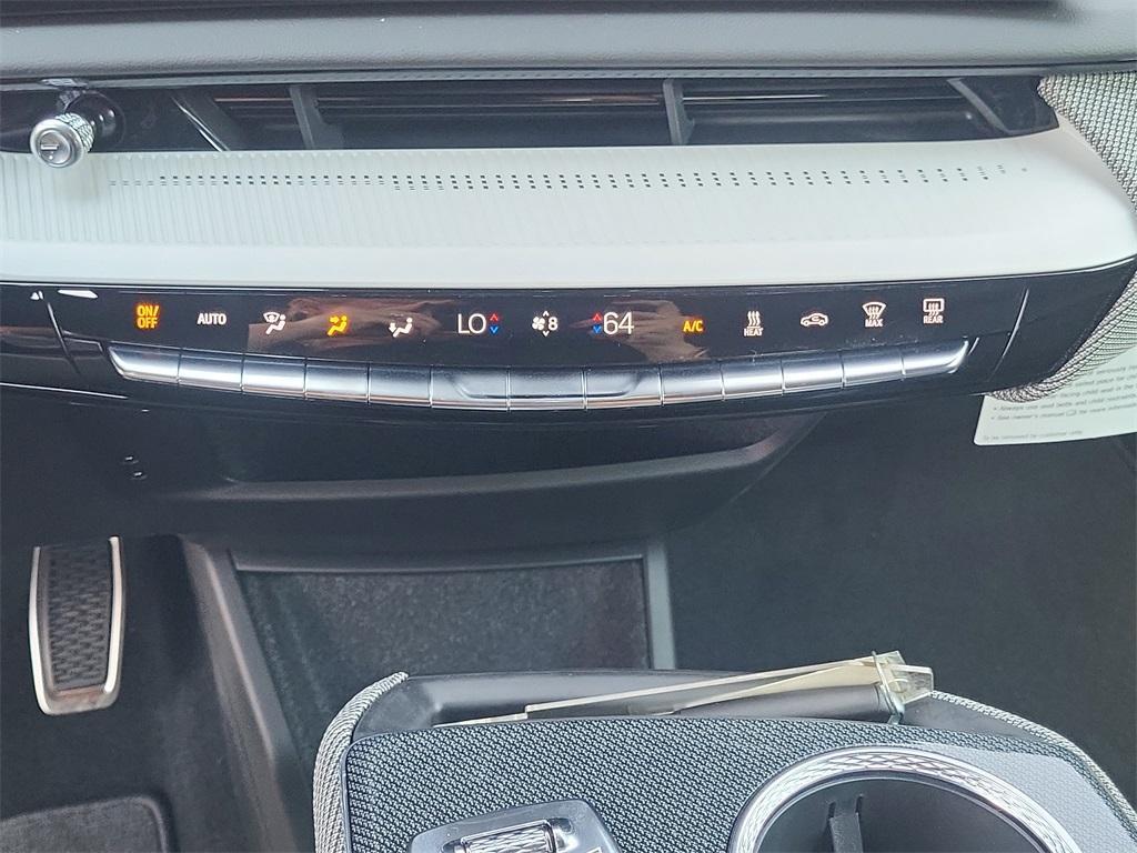 new 2025 Cadillac OPTIQ car, priced at $55,615