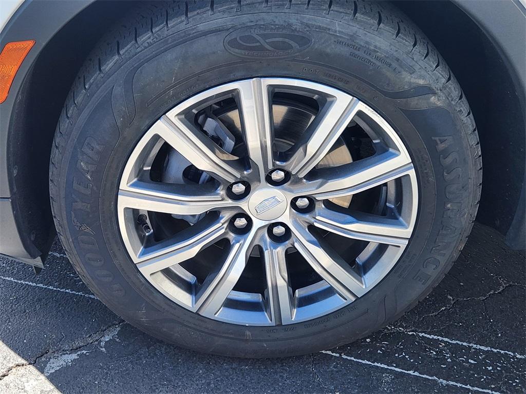 used 2020 Cadillac XT4 car, priced at $20,714