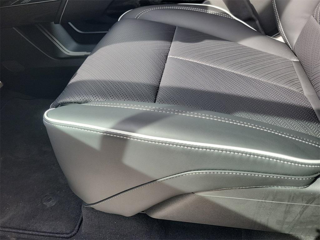 new 2026 Cadillac VISTIQ car