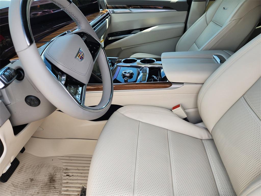 new 2025 Cadillac Escalade car, priced at $132,544