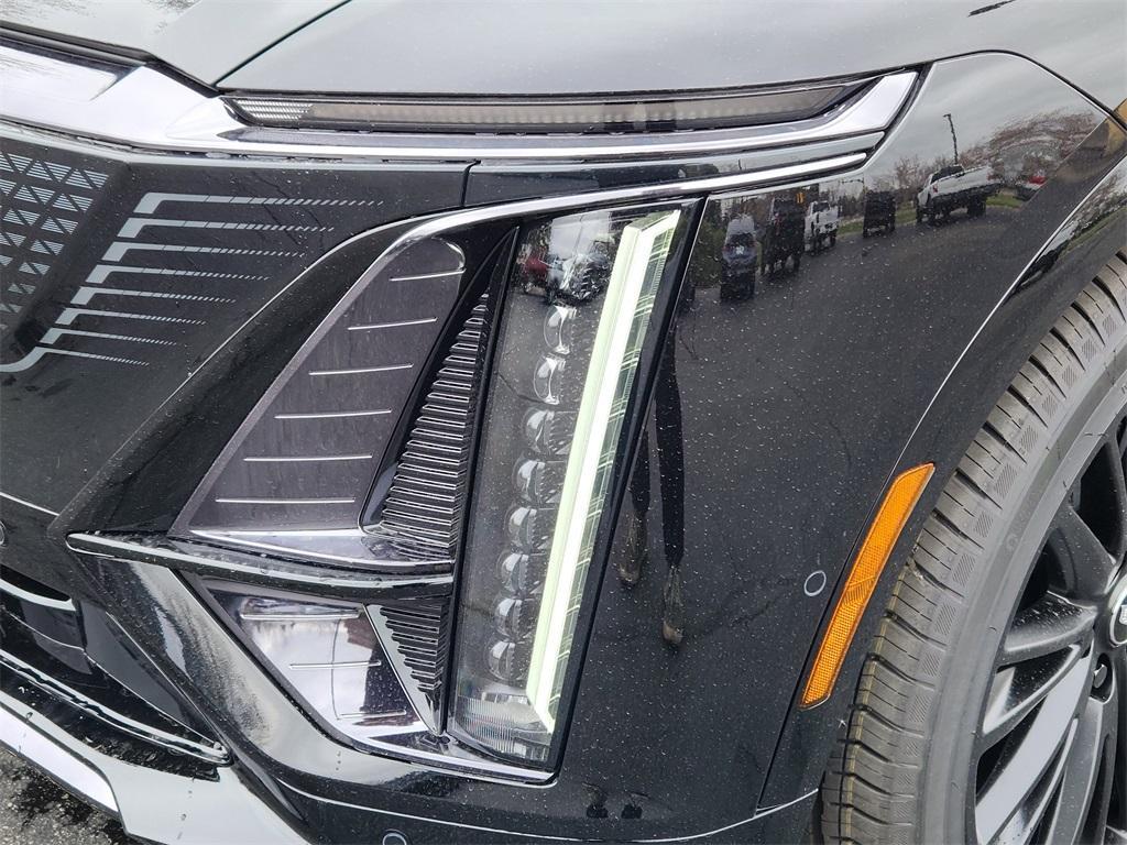 new 2025 Cadillac LYRIQ car, priced at $76,610