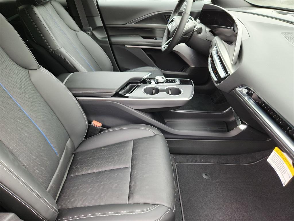 new 2025 Cadillac LYRIQ car, priced at $76,610