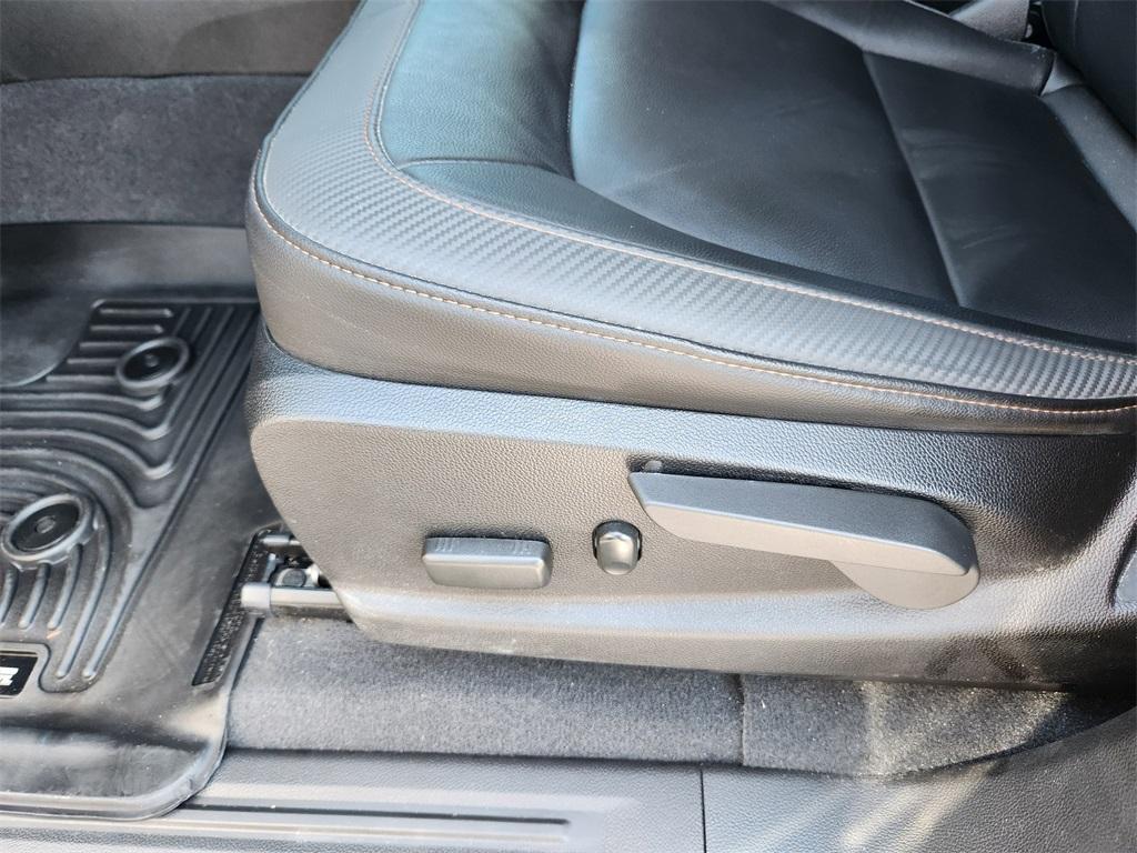 used 2021 GMC Canyon car, priced at $34,615