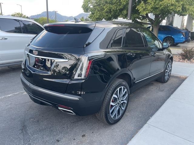 used 2022 Cadillac XT5 car, priced at $42,550