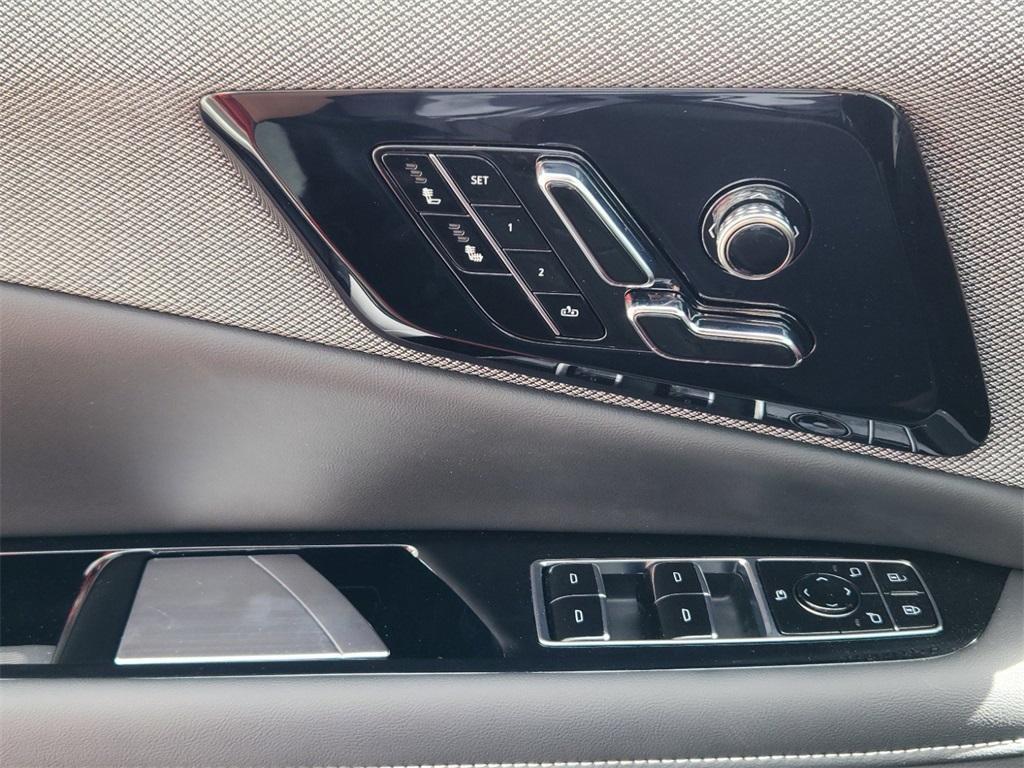 new 2025 Cadillac OPTIQ car, priced at $55,615