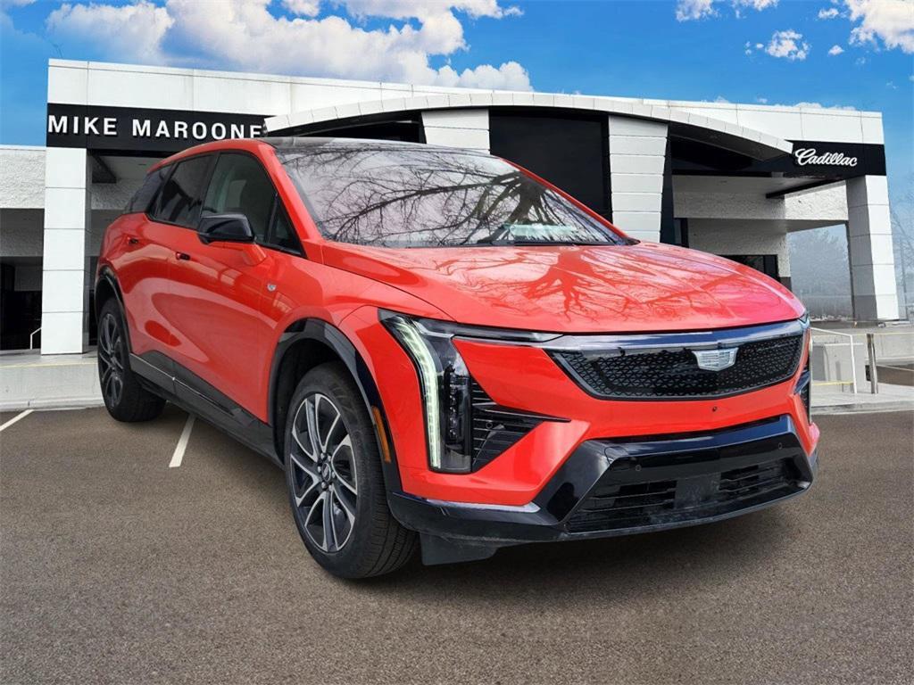 new 2025 Cadillac OPTIQ car, priced at $55,615