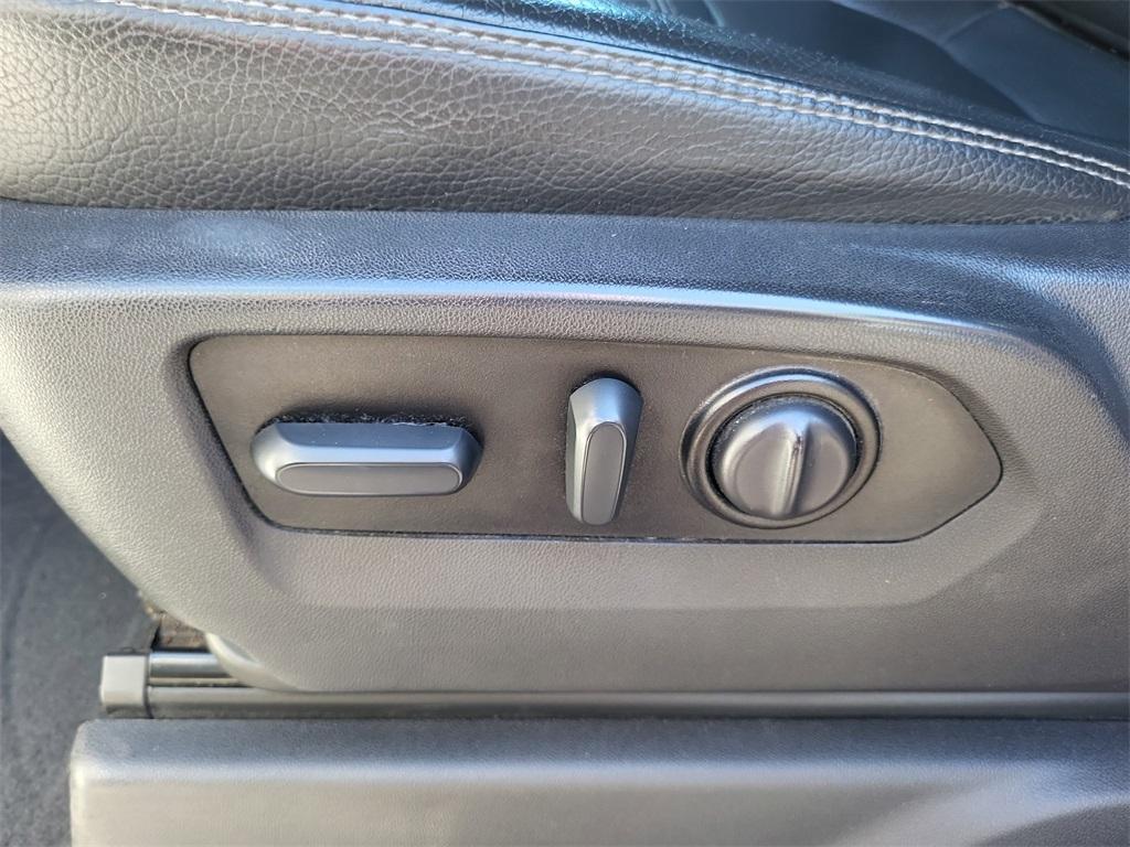 used 2022 GMC Sierra 2500 car, priced at $53,932