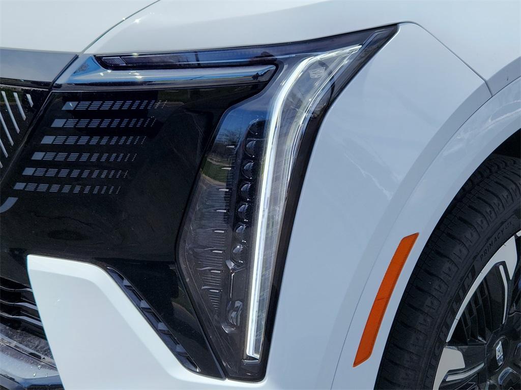 new 2025 Cadillac Escalade IQ car, priced at $133,655