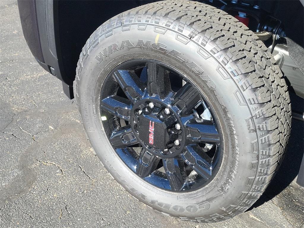 new 2026 GMC Sierra 2500 car, priced at $87,990