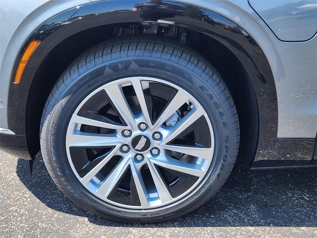 new 2026 Cadillac VISTIQ car