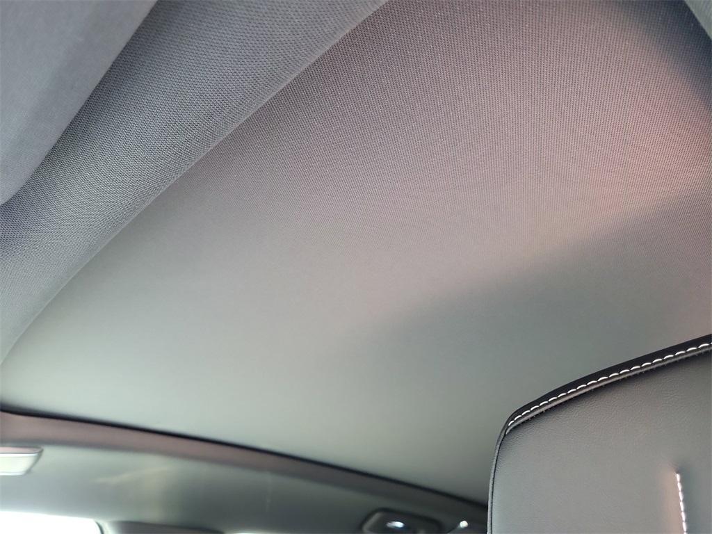 new 2025 Cadillac OPTIQ car, priced at $55,615