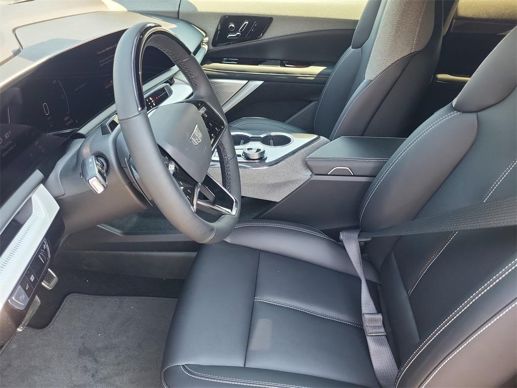 new 2025 Cadillac OPTIQ car, priced at $55,615