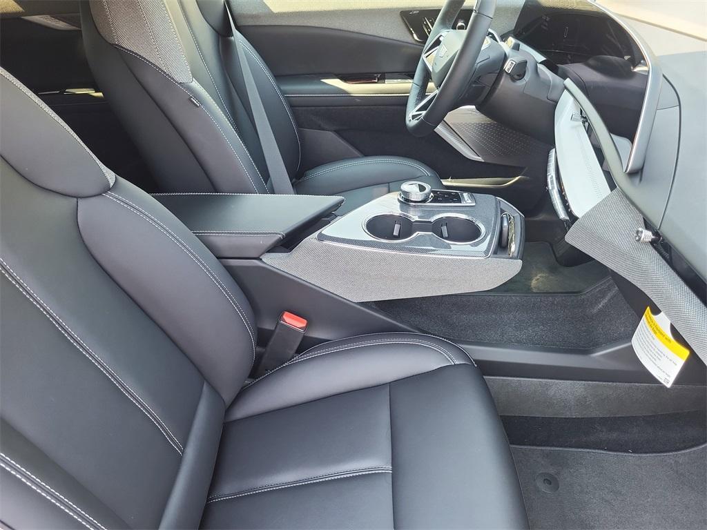 new 2025 Cadillac OPTIQ car, priced at $55,615