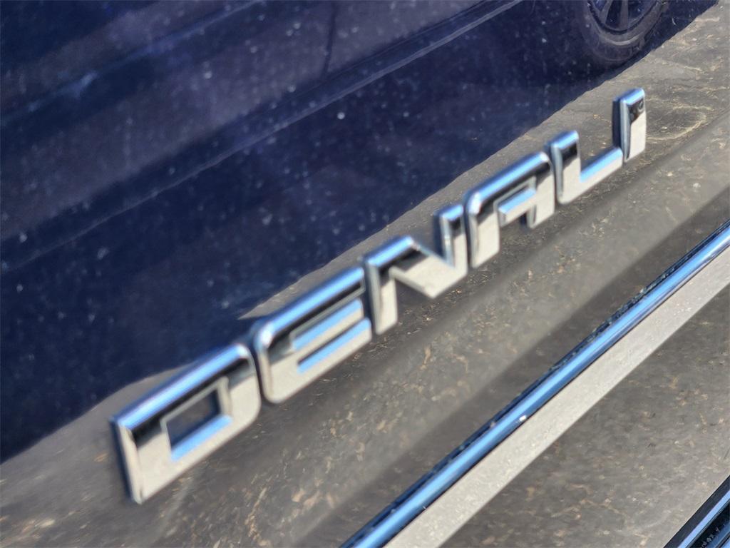 used 2018 GMC Yukon XL car, priced at $34,544