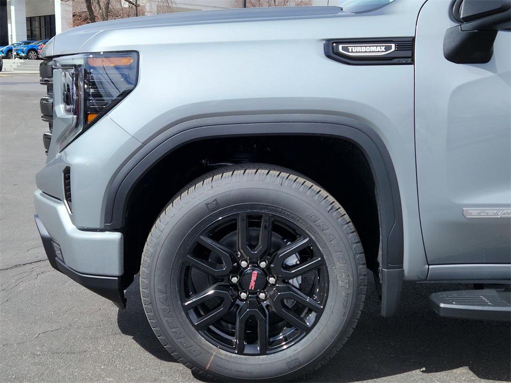 new 2025 GMC Sierra 1500 car, priced at $54,385