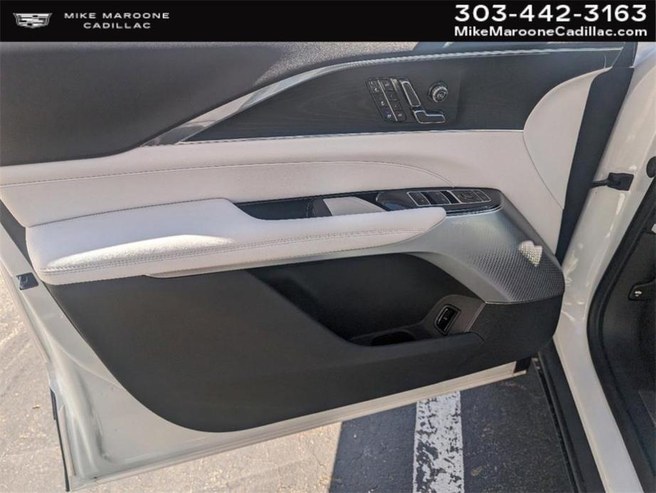new 2024 Cadillac LYRIQ car, priced at $78,290