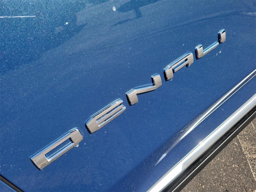 new 2025 GMC Yukon XL car, priced at $88,878