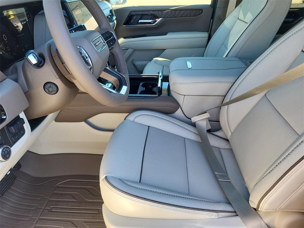 new 2025 GMC Yukon XL car, priced at $88,878