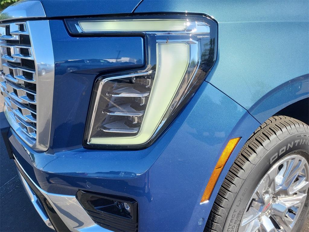 new 2025 GMC Yukon XL car, priced at $88,878