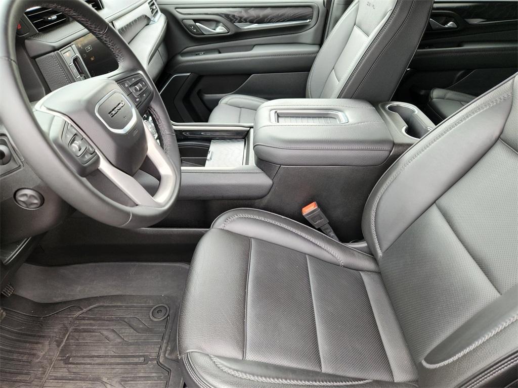 used 2024 GMC Yukon XL car, priced at $82,427