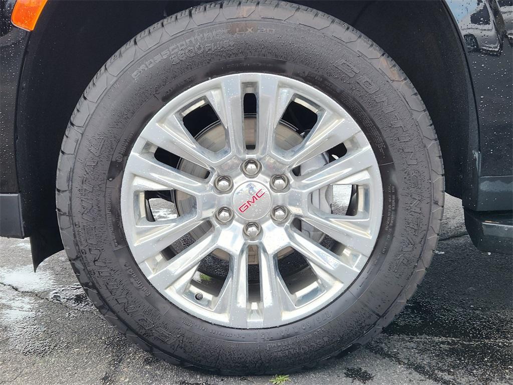 used 2024 GMC Yukon XL car, priced at $82,427