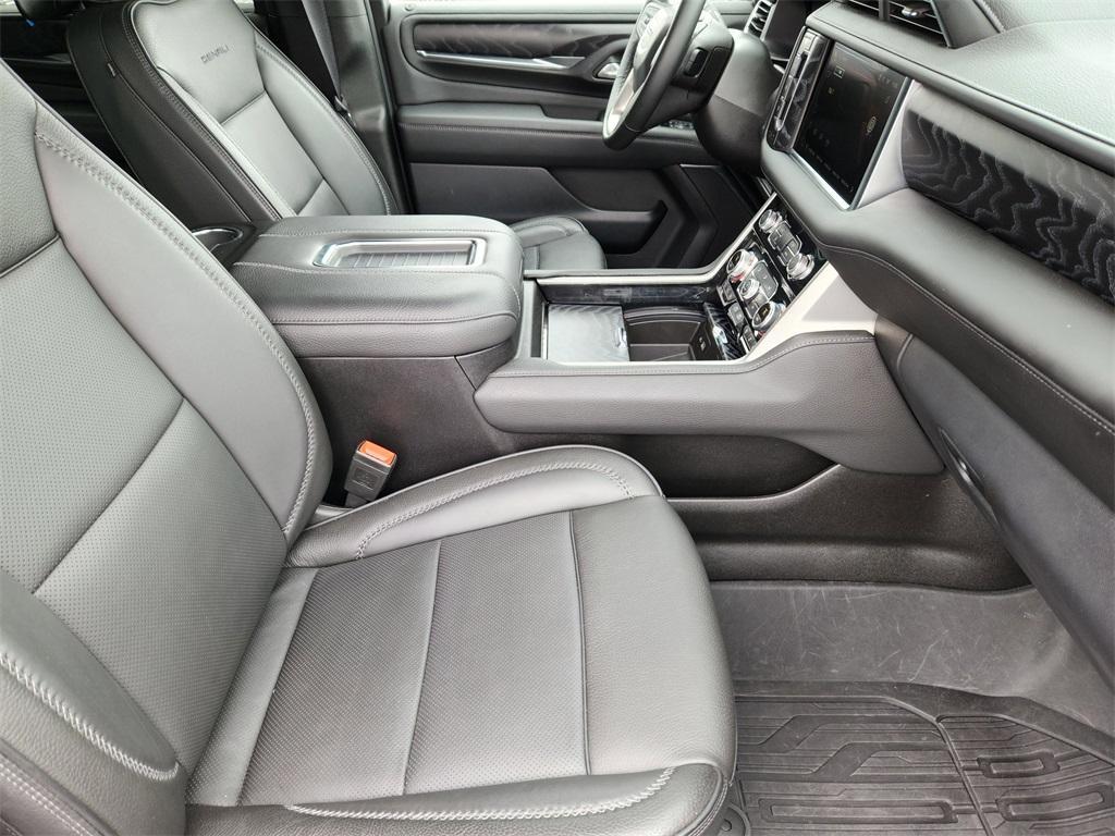used 2024 GMC Yukon XL car, priced at $82,427