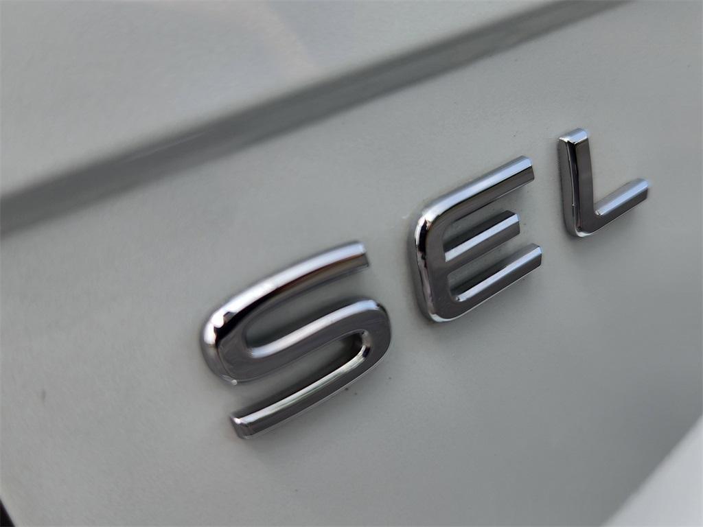 used 2024 Volkswagen Tiguan car, priced at $32,910