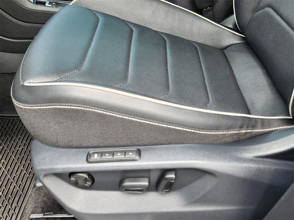 used 2024 Volkswagen Tiguan car, priced at $32,910
