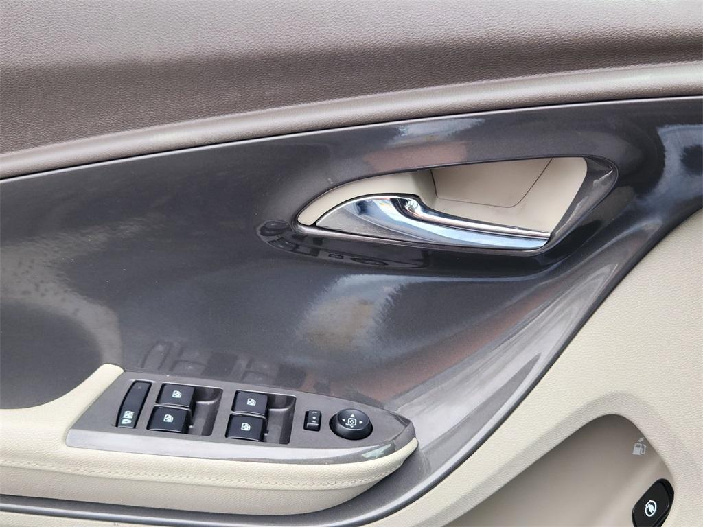 used 2013 Chevrolet Volt car, priced at $8,334