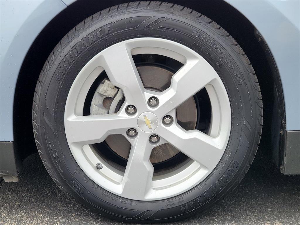 used 2013 Chevrolet Volt car, priced at $8,334