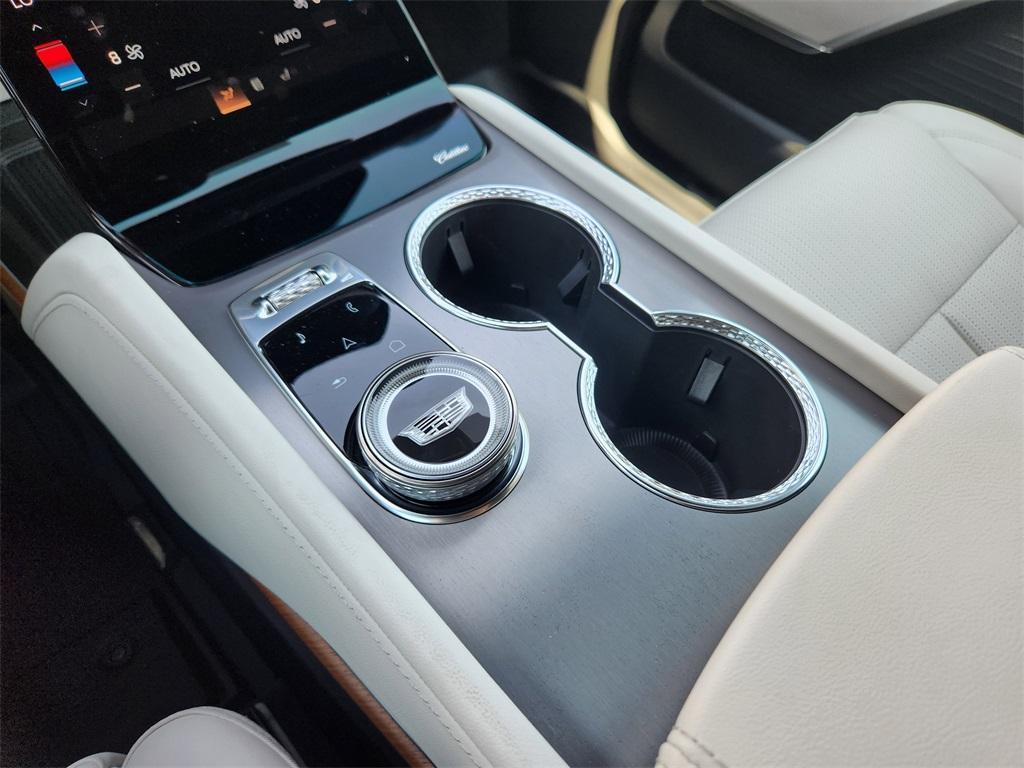 new 2026 Cadillac VISTIQ car