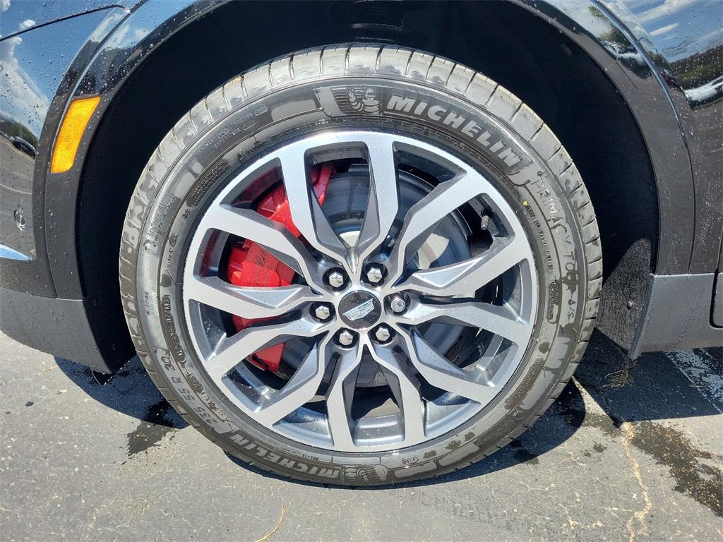 new 2025 Cadillac XT5 car, priced at $63,315