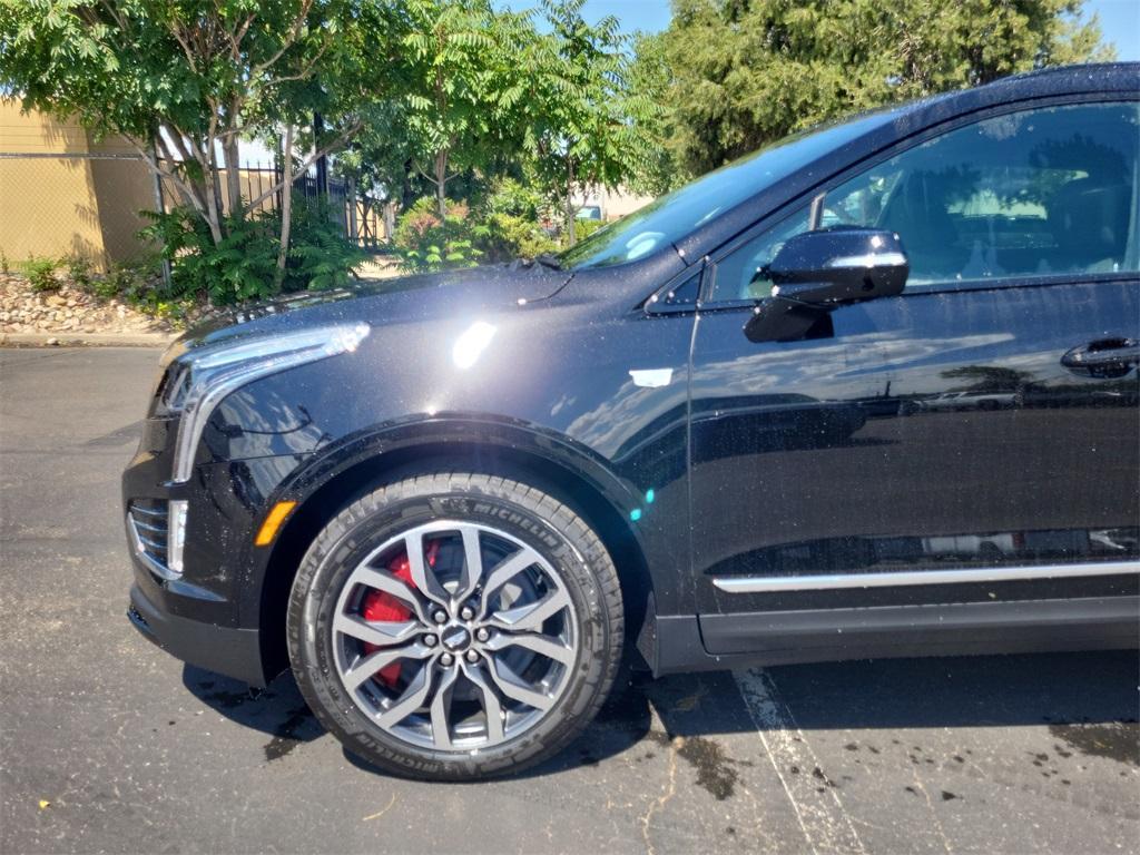 new 2025 Cadillac XT5 car, priced at $63,315