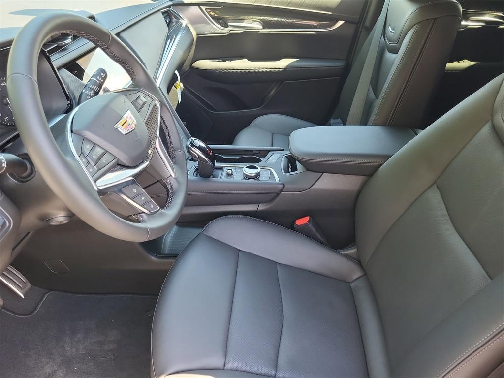 new 2025 Cadillac XT5 car, priced at $63,315