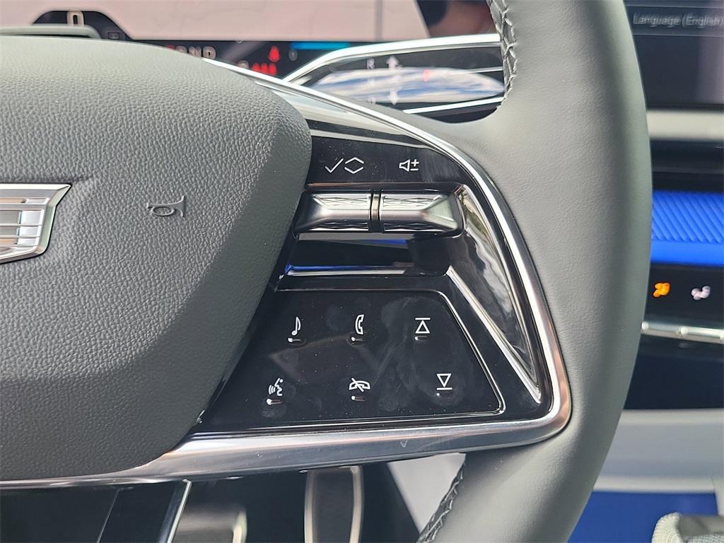 new 2025 Cadillac OPTIQ car, priced at $58,515