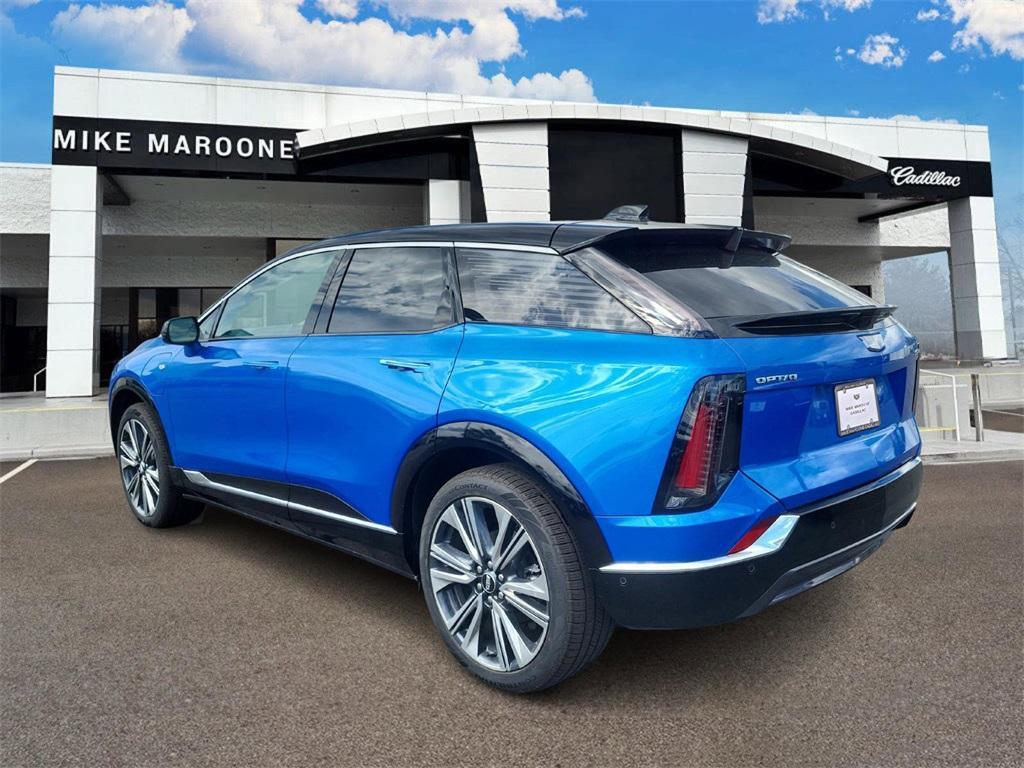 new 2025 Cadillac OPTIQ car, priced at $58,515