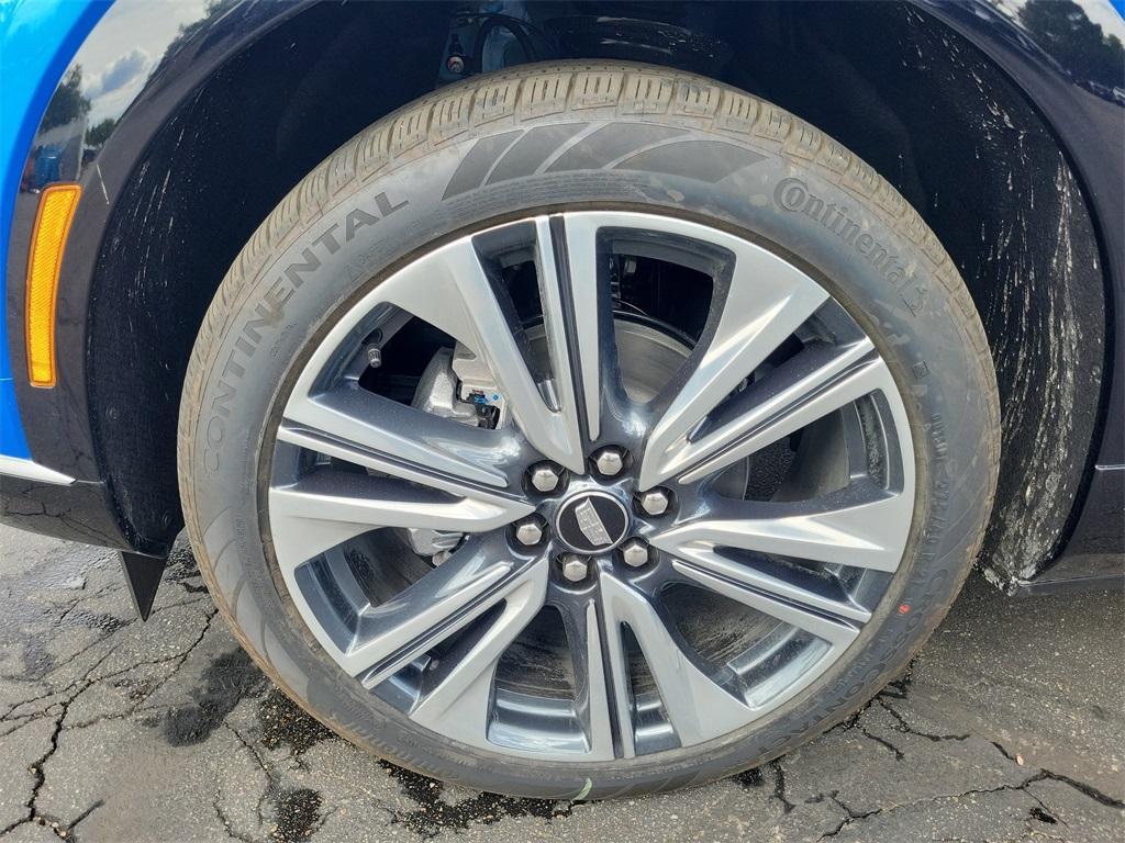 new 2025 Cadillac OPTIQ car, priced at $58,515